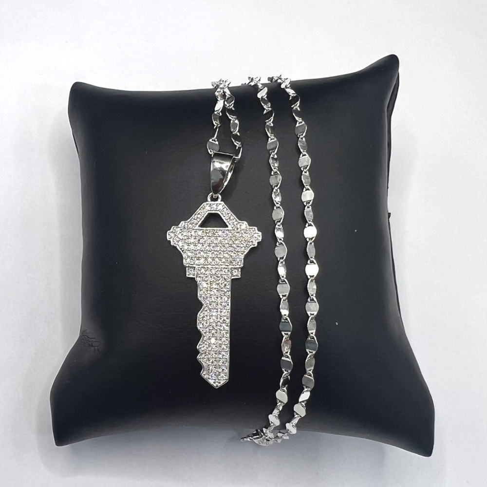 925 Sterling Silver 1.00CT MOISSANITE Pave Key Pendant Necklace Size 18”